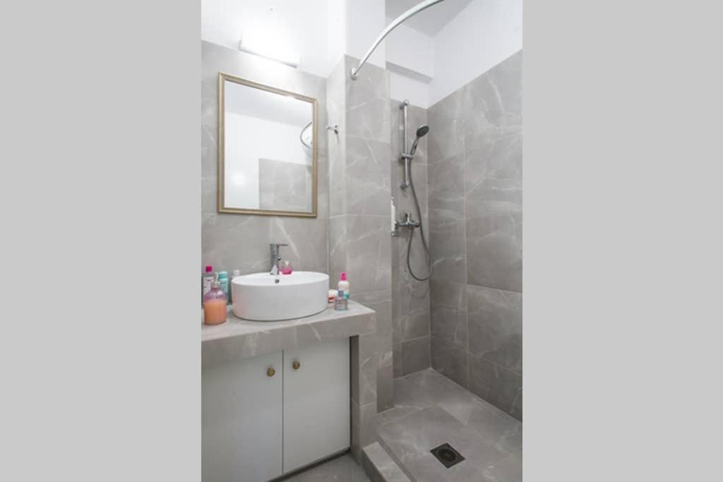 Nice Suite 5 Min. From Syntagma Square, Athen Exterior foto